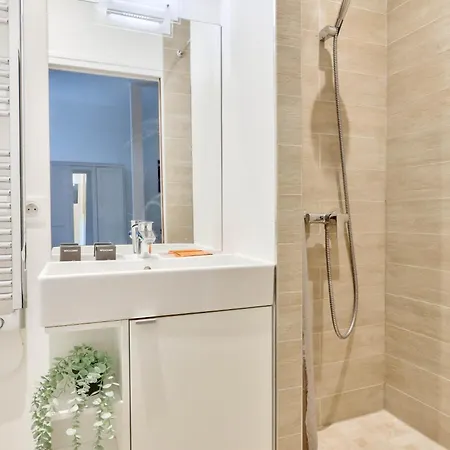New & Design In The Heart Of Le Marais Appartamento