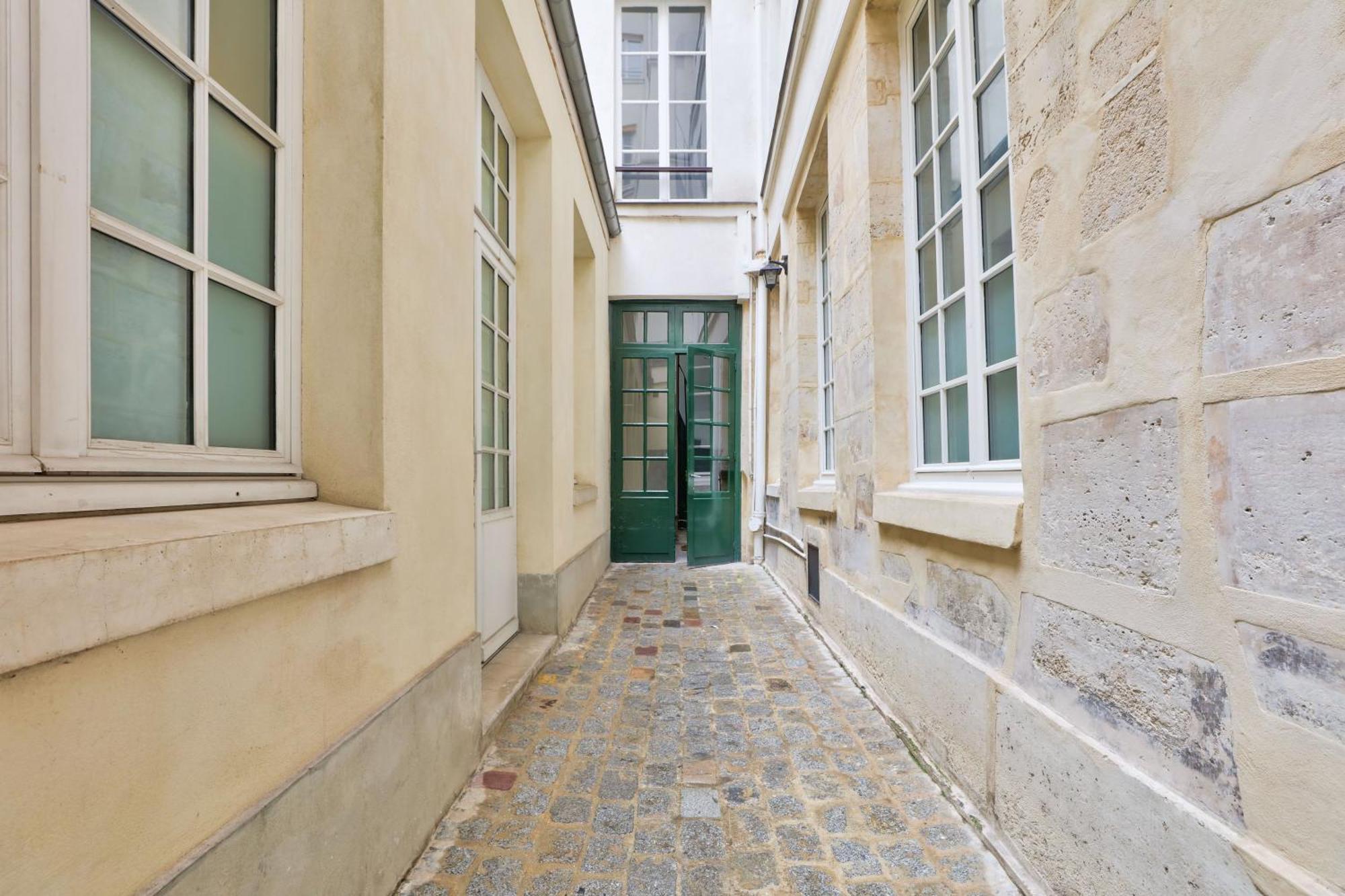 New & Design In The Heart Of Le Marais Appartamento Parigi