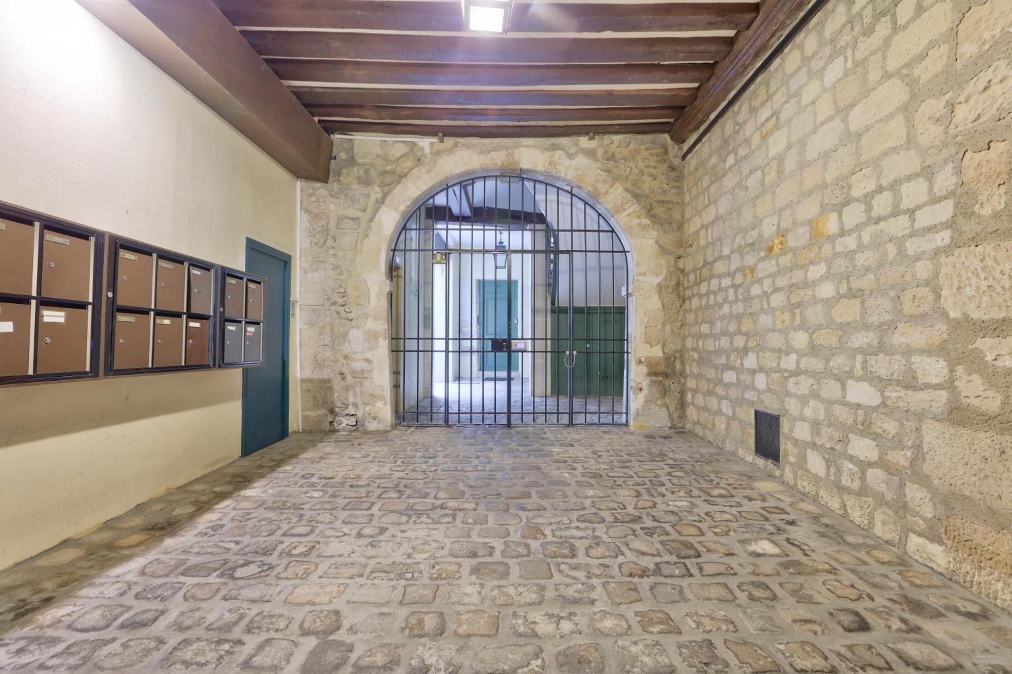 New & Design In The Heart Of Le Marais Appartamento *